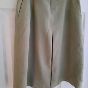 Brand New Very Pretty Skirt for women